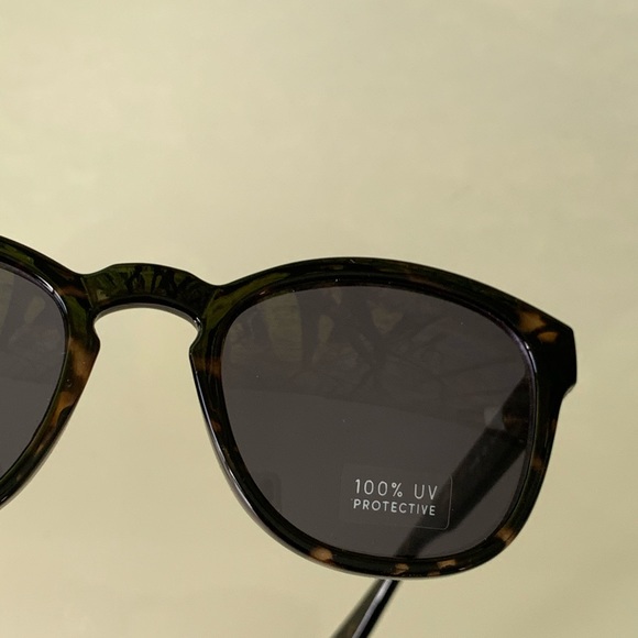 Ann Taylor skyline sunglasses main image 12